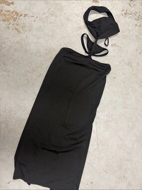 SOLADO Black Halter Cut Out Dress Size XS Halter Top - NEVER WORN - Slit in Back